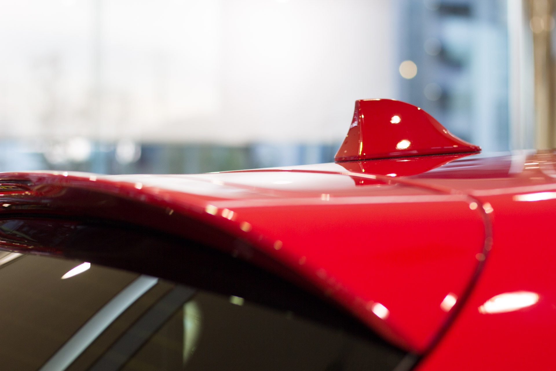 ドルフィンアンテナ 八光カーグループのオリジナルパーツブランド ディベルティ Diverti